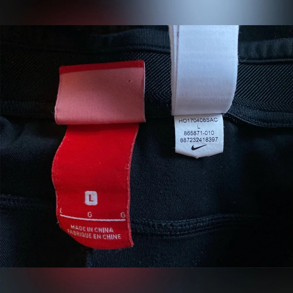 Nike Women’s Jogger Pant - Picture 6 of 6